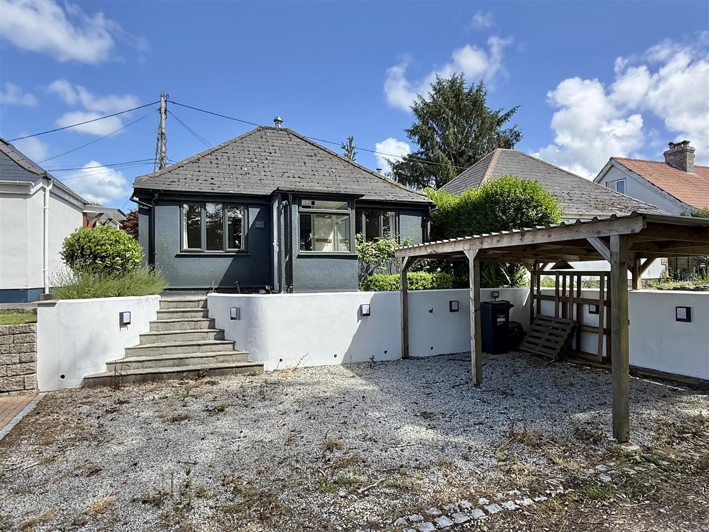 2 bed property in Penwarne Road, Falmouth